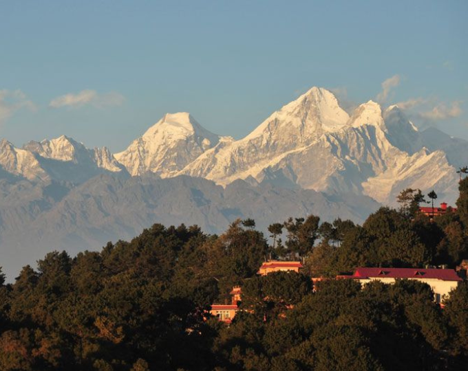 The town of Nagarkot in Nepal with the backdrop of the Himalayas - GapGuru